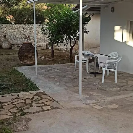 Apartment Eleonoras House Leonidio
